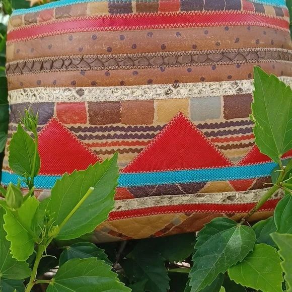 Vintage Patchwork Envelope or crossbody hanbag - Picture 3 of 9